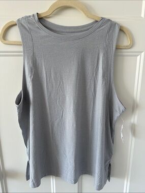 Sleeveless Medium Tall Tank Top - Gray